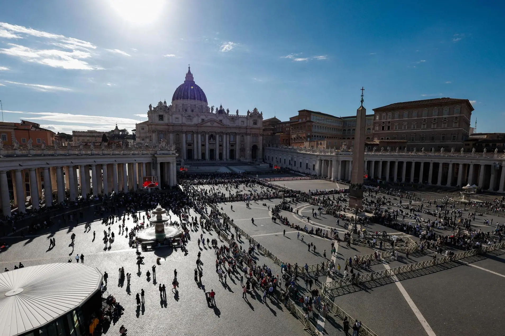 Piazza San Pietro (foto Ansa)