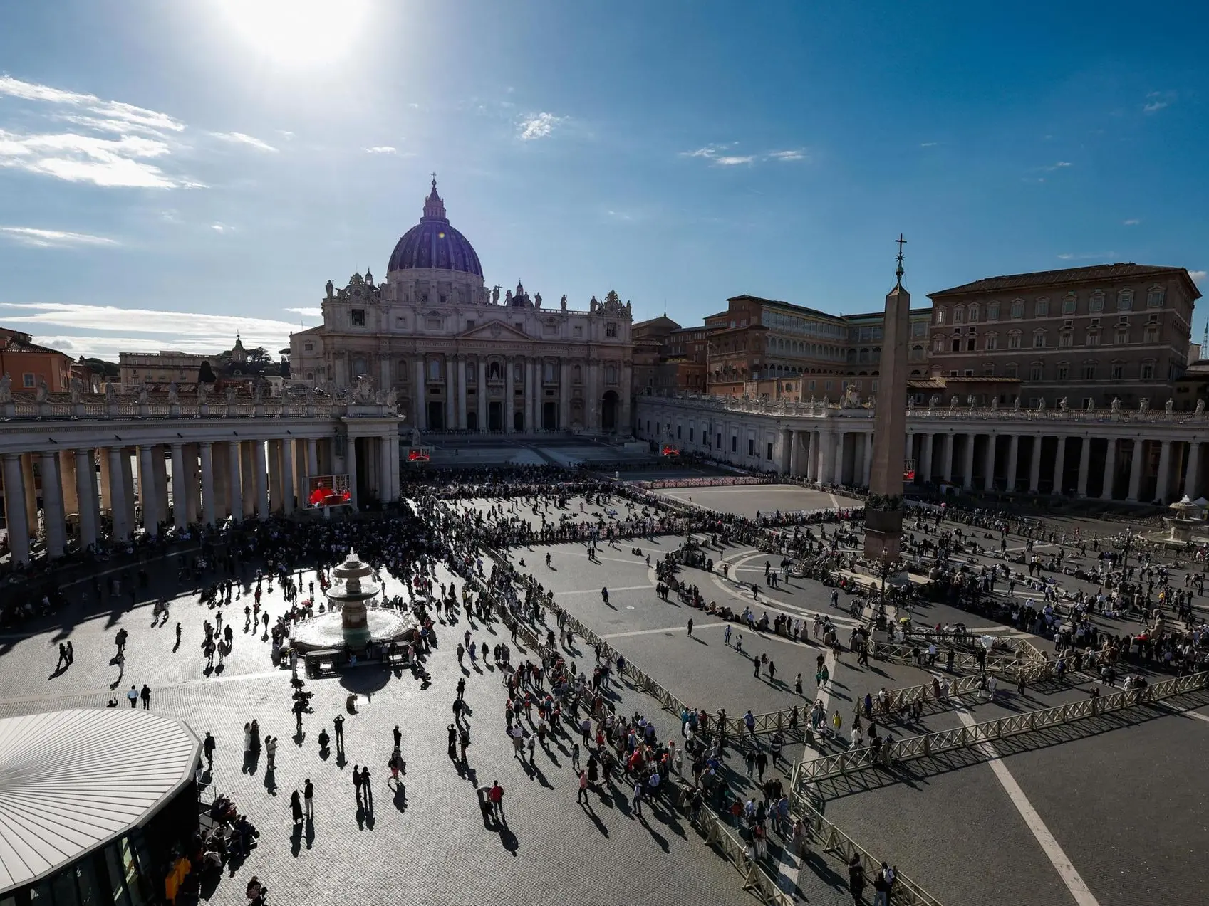 Piazza San Pietro (foto Ansa)