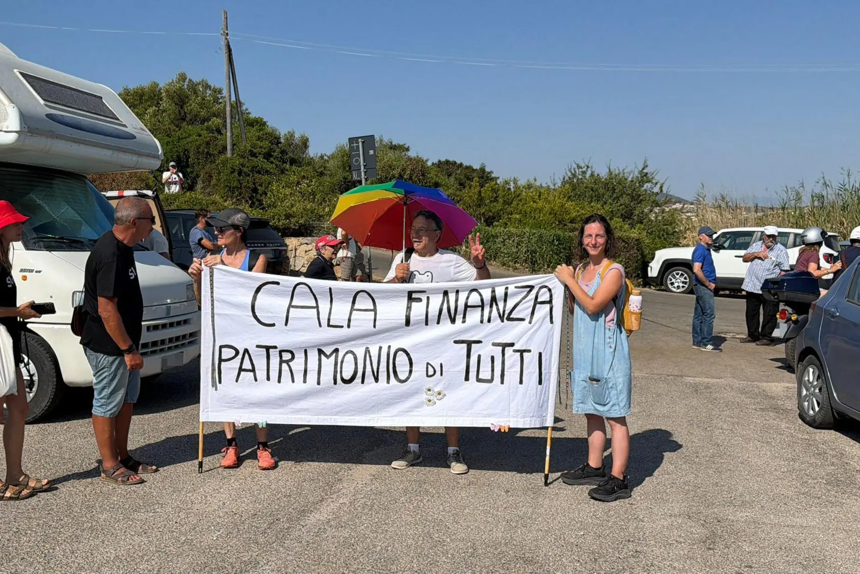 A demonstration in Cala Finanza
