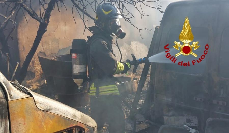 Incendio in un’azienda agricola