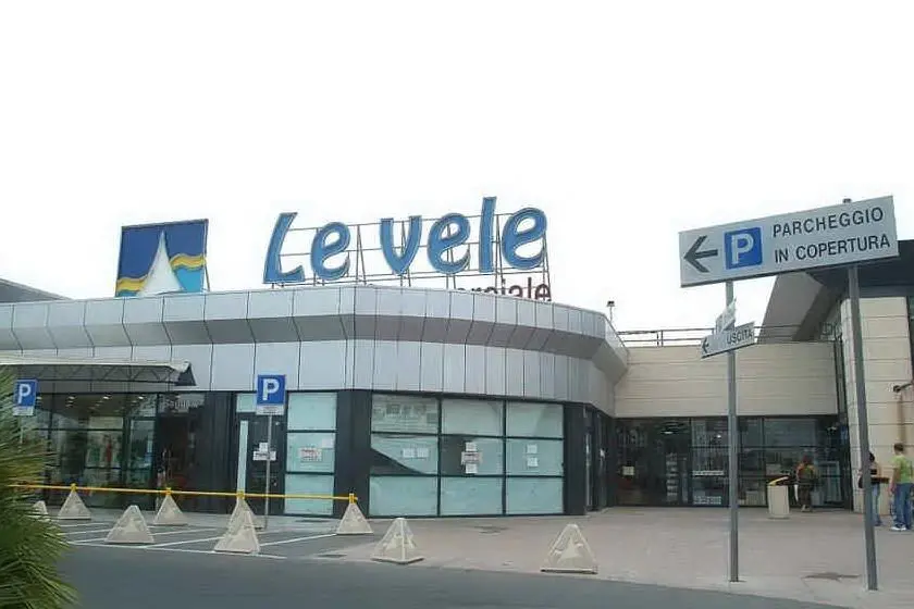 Il centro commerciale Le Vele (Archivio L'Unione Sarda)