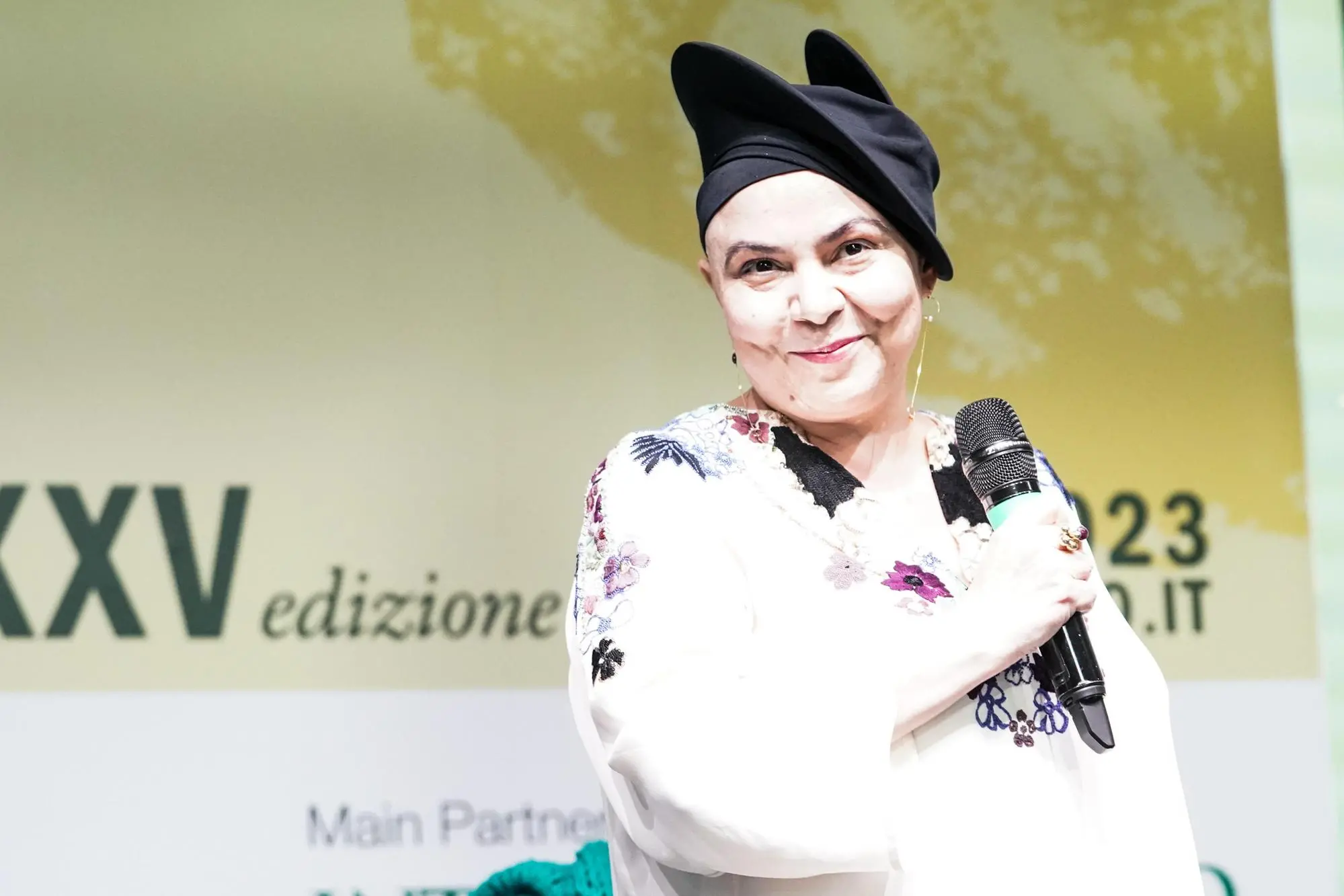 Michela Murgia durante il suo intervento al Salone del Libro di Torino, in sala Oro (Ansa - Pasqualon, 2023)