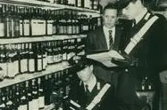 I controlli dei carabinieri nel marzo del 1986 (ansa)