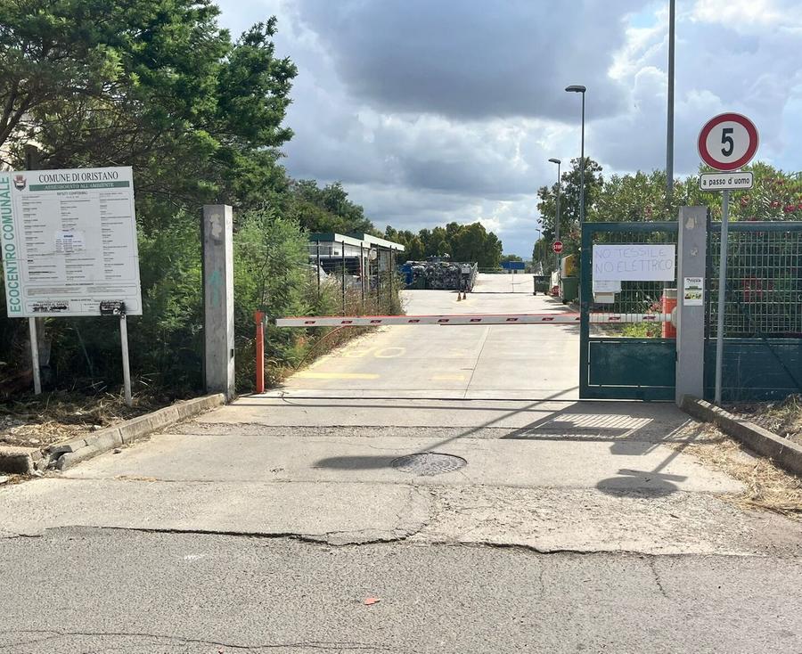 Tessili, riprende il ritiro dei rifiuti