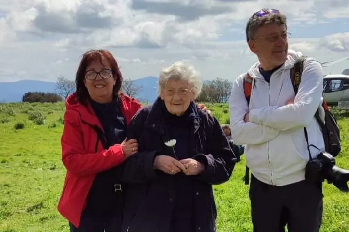 Zia Cristina Ledda con i familiari a Monte Santo (foto concessa)