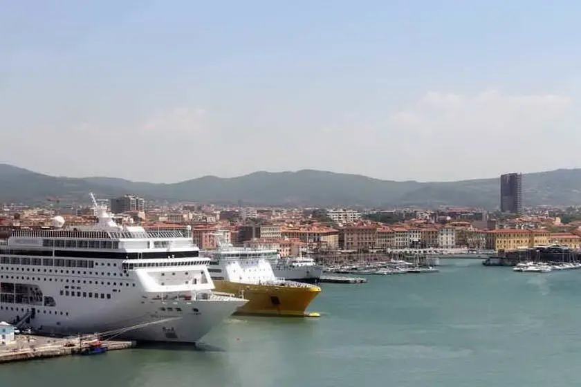Il porto di Livorno (archivio US)