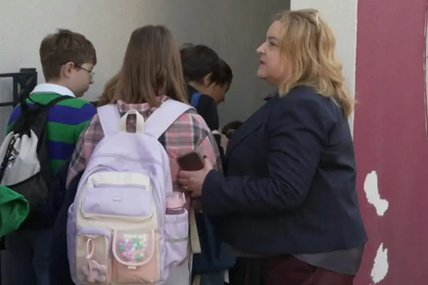 "Di corsa nei rifugi!", andare a scuola a Kiev tra allarmi continui