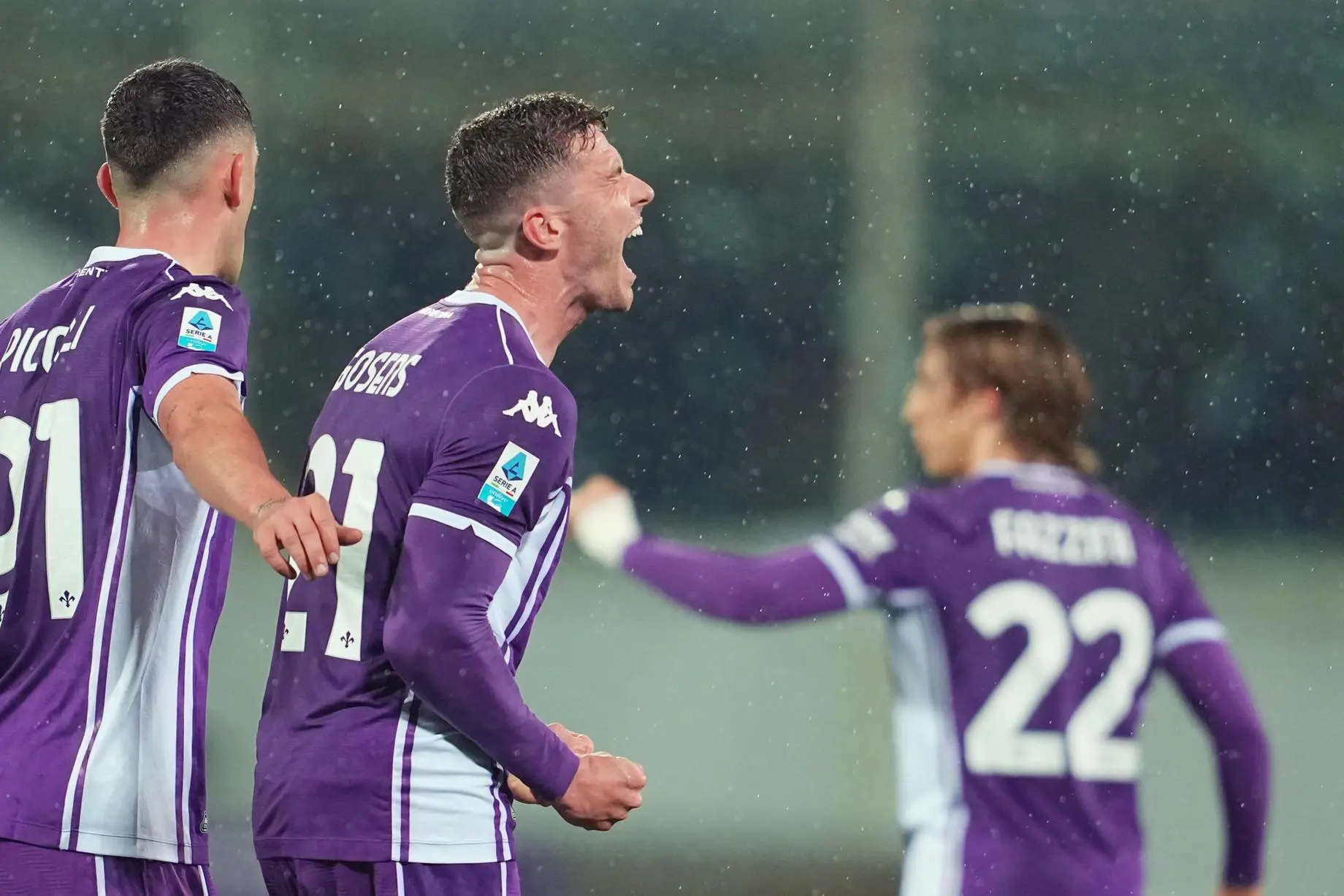 Fiorentina's defender Robin Gosens celebrates after scoring the 1-0 goal during the Italian serie A soccer match ACF Fiorentina vs SS Lazio at Artemio Franchi Stadium in Florence, Italy, 13 April 2026. ANSA/CLAUDIO GIOVANNINI