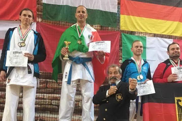 Karate, i sardi fanno incetta di medaglie in Ungheria