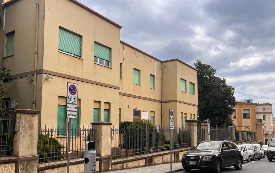 L’ex sede Asl donata ad Ares, è scontro