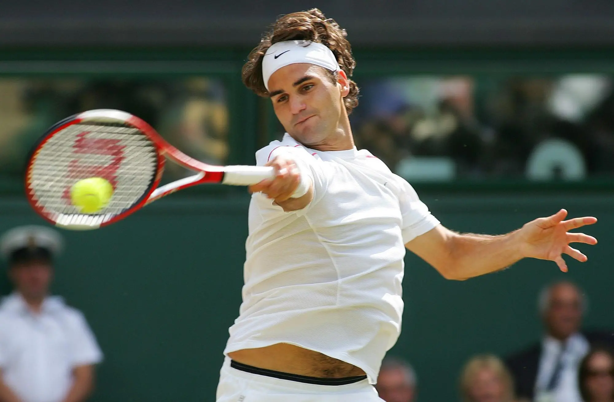 Roger Federer a Wimbledon nel 2006 (foto Ansa)