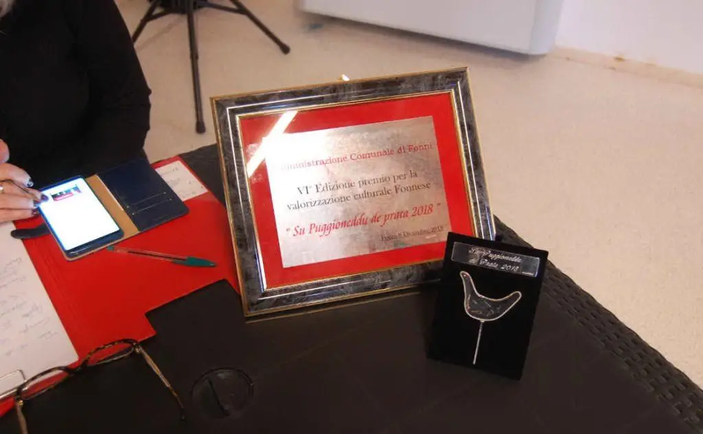 Il premio (foto Università di Cagliari)