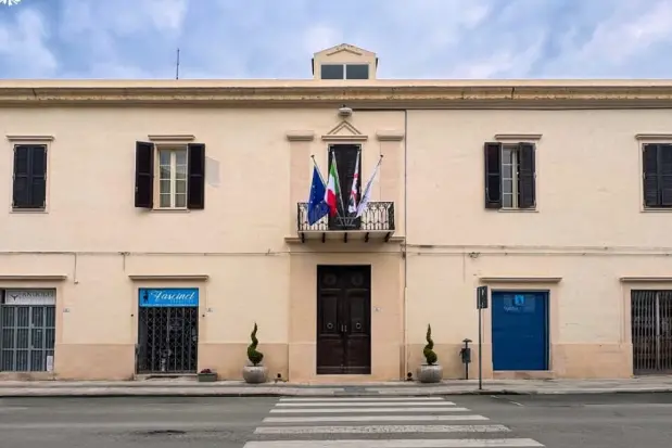 Palazzo del marchese sede istituzionale a Porto Torres (foto Pala)