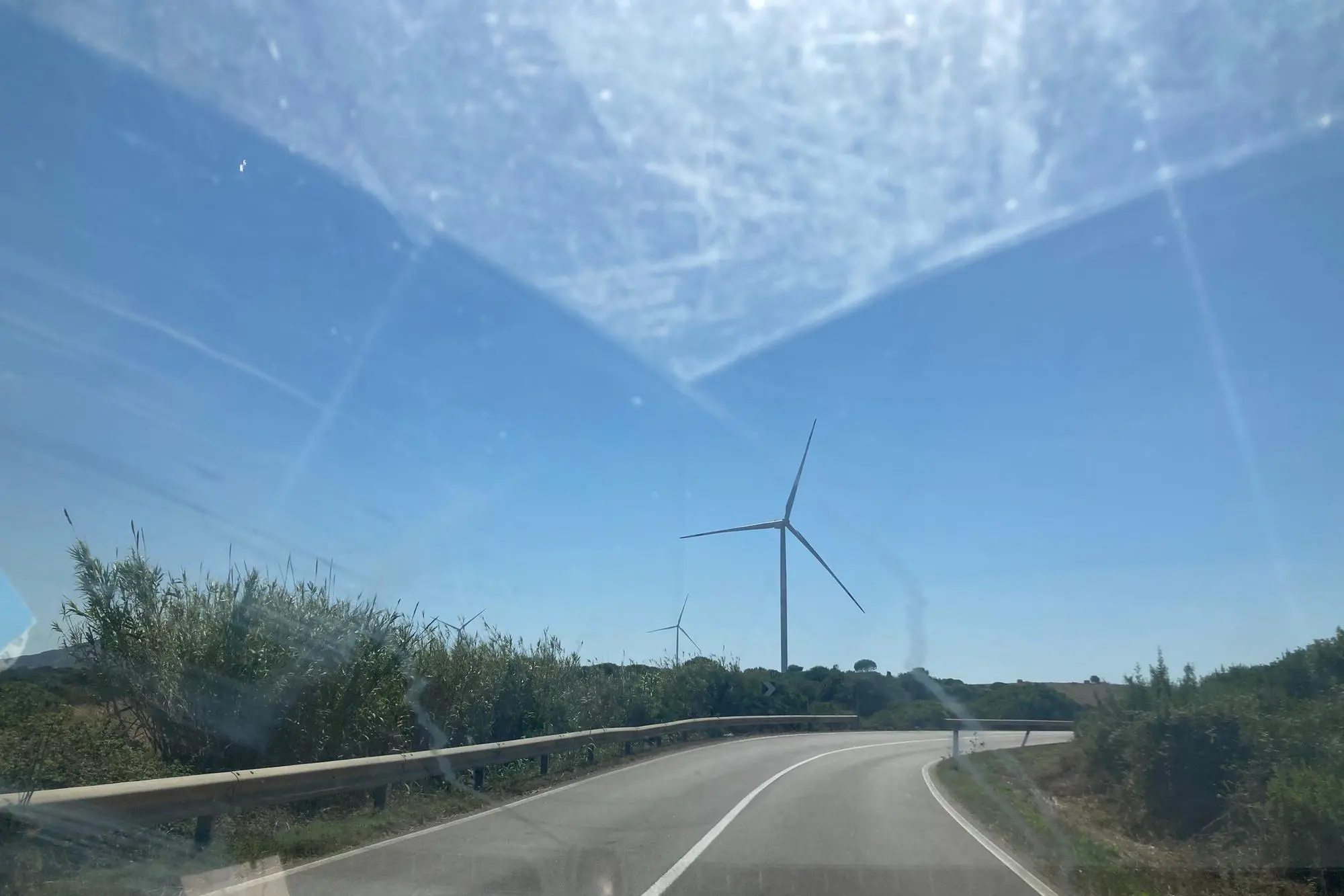 La provinciale 34 direzione panoramica di Stintino (foto Pala)