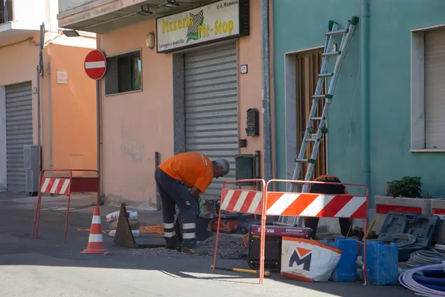 Lavori sulla rete elettrica