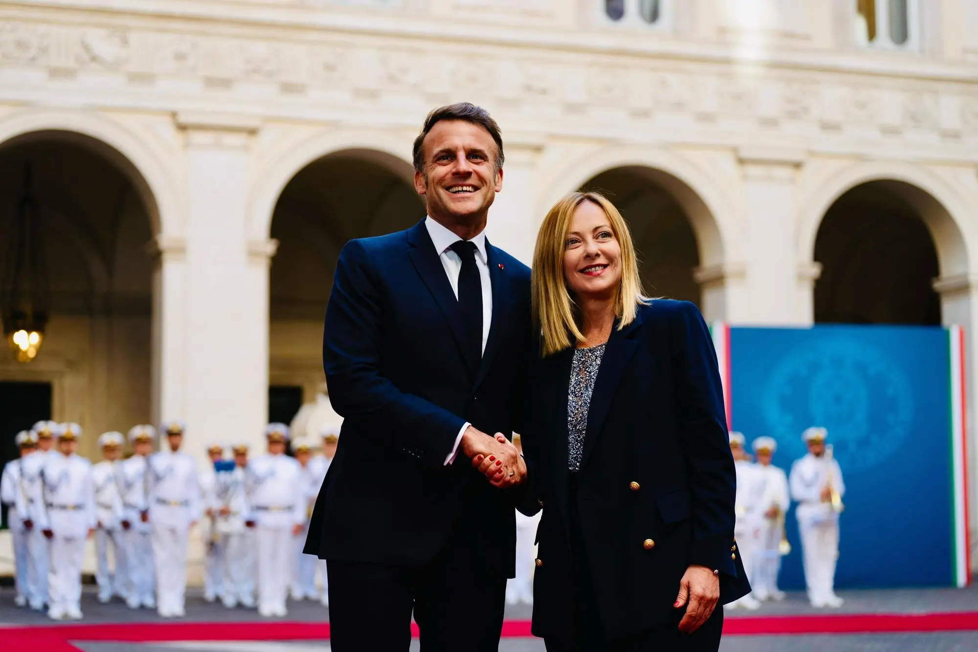 La premier Giorgia Meloni riceve il presidente della Repubblica francese, Emmanuel Macron a Palazzo Chigi, Roma 3 giugno 2025. ANSA/Filippo Attili - Uff stampa Palazzo Chigi + UFFICIO STAMPA, PRESS OFFICE, HANDOUT PHOTO, NO SALES, EDITORIAL USE ONLY + NPK