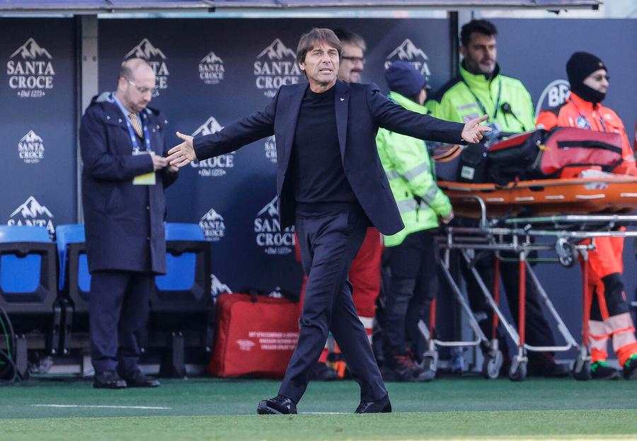 Napoli, Conte rescinde «Due anni fantastici»