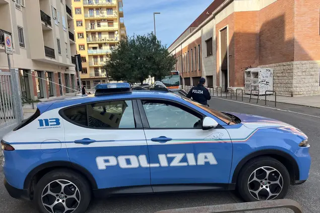 La polizia nel luogo dell'aggressione