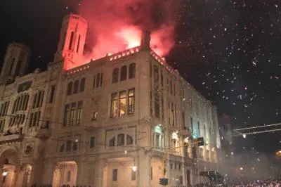 Festeggiamenti sotto il Municipio per il Capodanno 2011