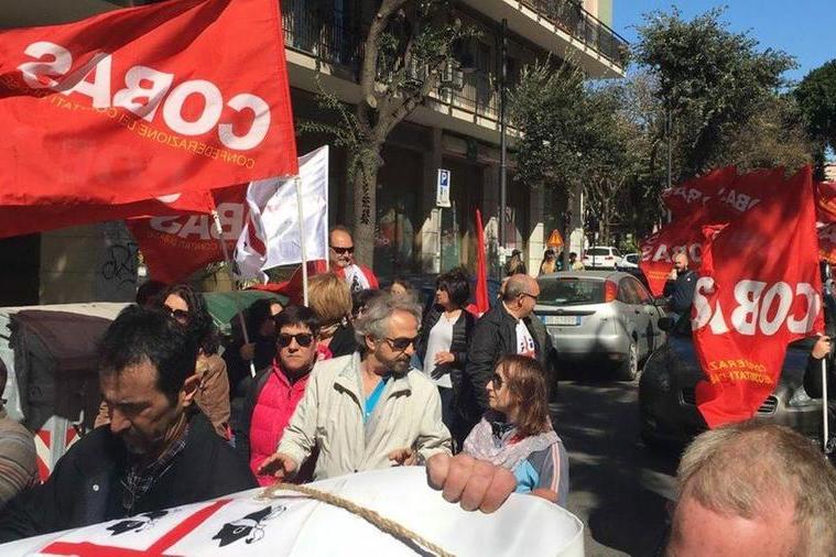 Cagliari: docenti e personale Ata in piazza Garibaldi il 6 maggio