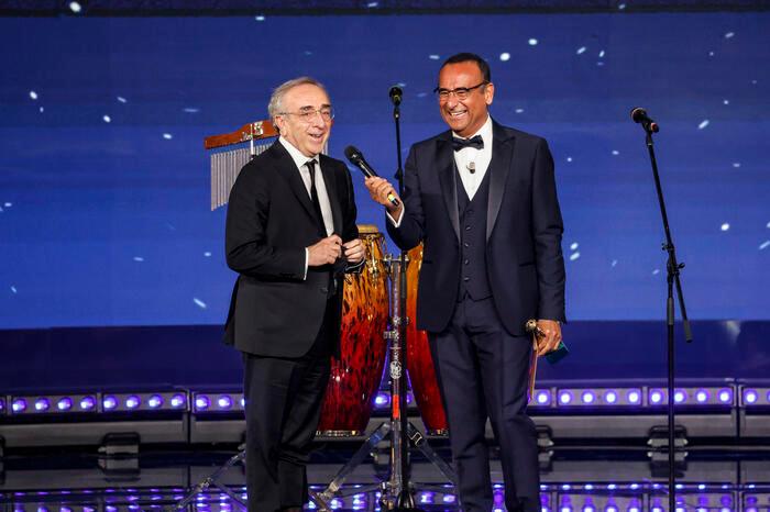 Italian actor Silvio Orlando at Cinecitta' studios receives award for Best Actor for his role in 'Aria Ferma' during the 67th edition of the David di Donatello Awards, in Rome, Italy, 3 May 2022. ANSA/GIUSEPPE LAMI