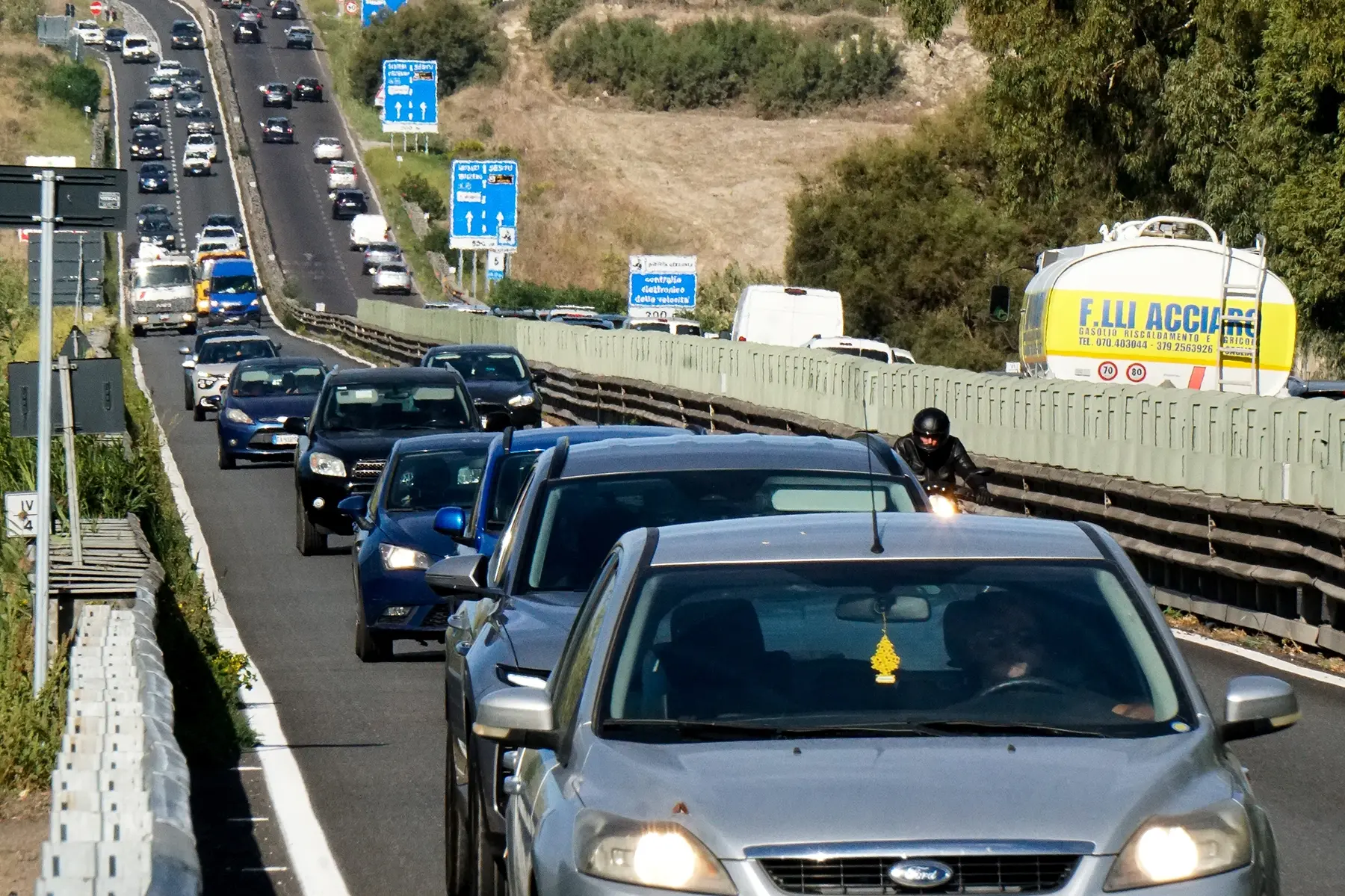 Traffico sulla 131 dir (archivio L'Unione Sarda)