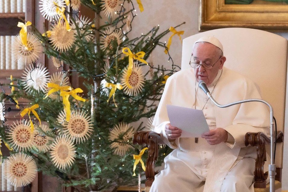 &quot;Dolorosa sciatalgia&quot;: Papa Francesco non celebrerà il Te Deum e la messa di Capodanno