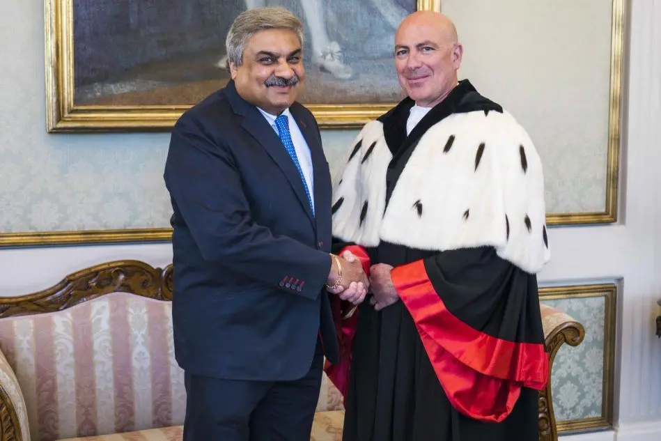 L'ambasciatore dell'India e il Rettore Massimo Carpinelli