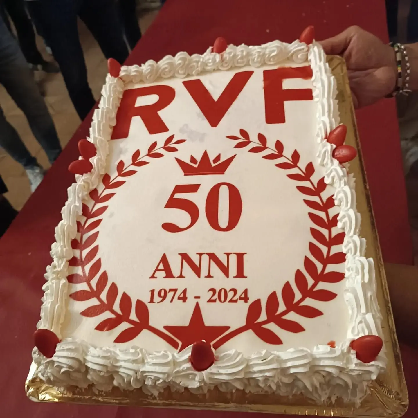 La torta per i 50 anni dell'Rvf