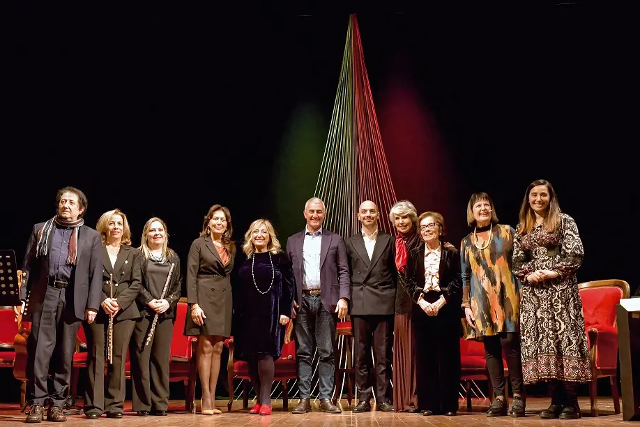 Le premiate sul palco (foto concessa)