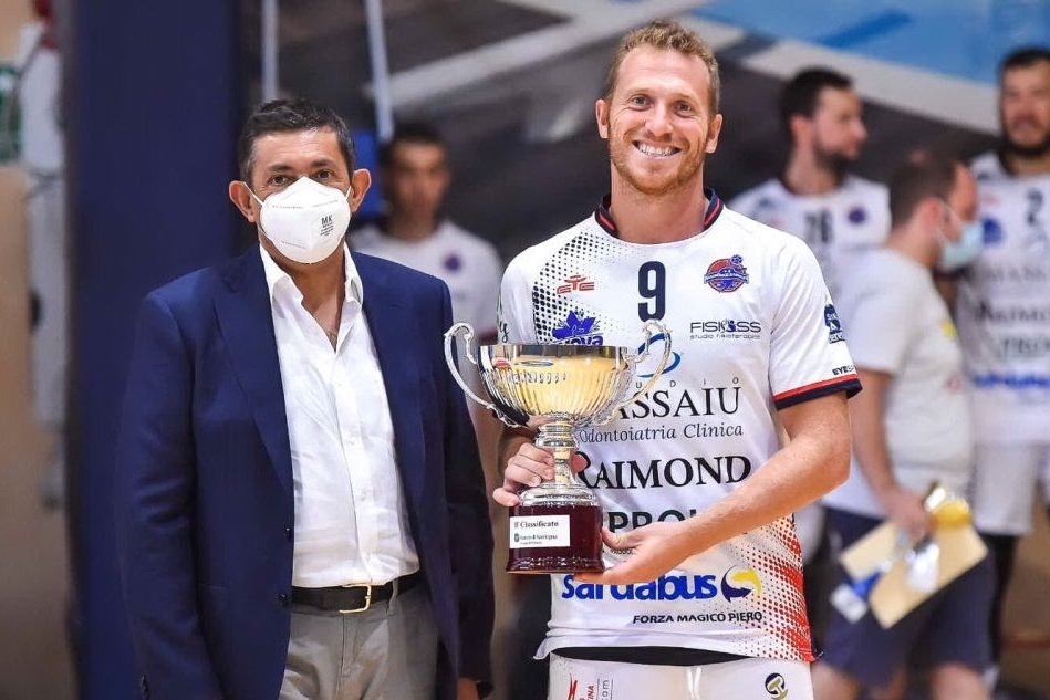 Al Nizza il Trofeo Internazionale &quot;Handball Cup-Banco di Sardegna&quot;, seconda la Raimond