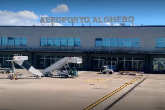 L'aeroporto di Alghero (L'Unione Sarda - Pala)