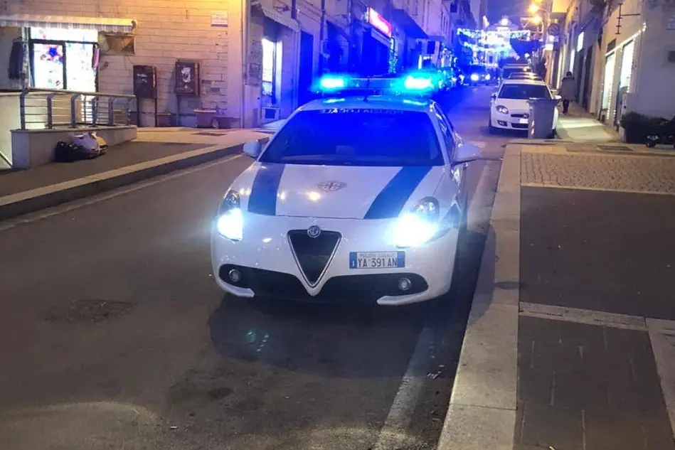 Una pattuglia (foto ufficio stampa)