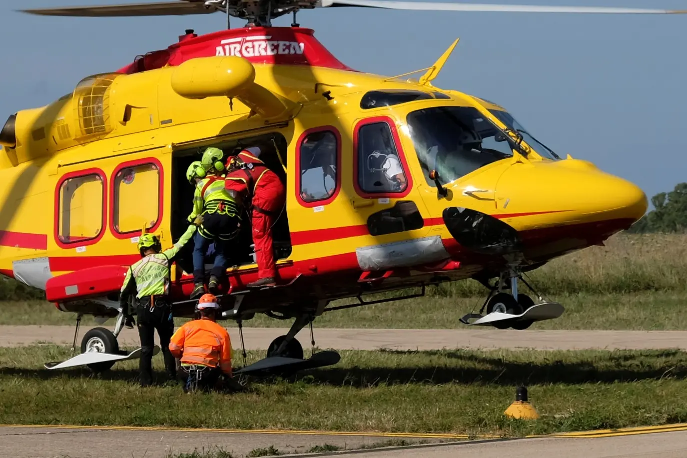 Bitti, incidente sul lavoro in marmeria: 21enne in ospedale a Sassari con l’elisoccorso (immagine simbolo, foto Ansa)