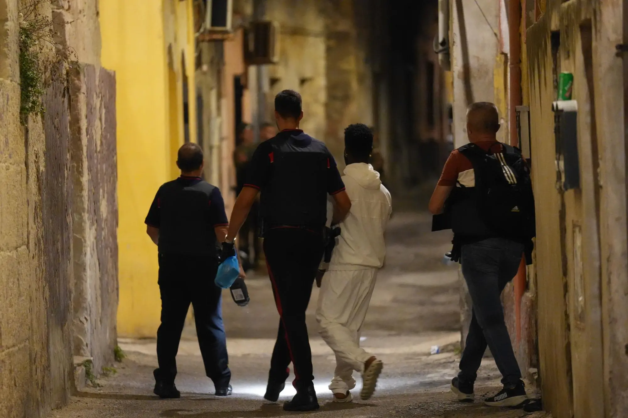 Uno degli arresti dell'operazione Replay