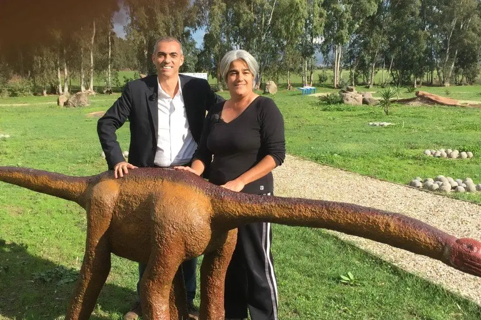 Emanuele Dessì al parco paleontologico "Dinosardo"