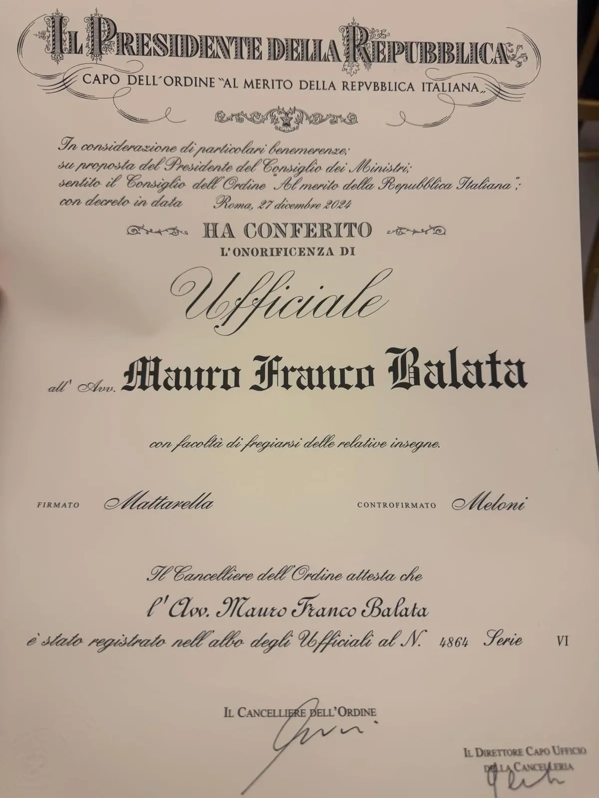 L'onorificenza per Mauro Balata