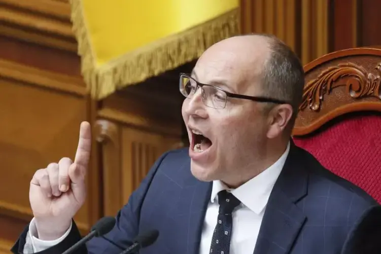 Andriy Parubiy, 54 anni, è stato ucciso a Leopoli