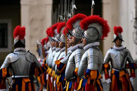 Papal Swiss Guards take the oath during the swearing-in ceremony at the San Damaso Courtyard, Vatican City, 04 October 2020. ANSA/RICCARDO ANTIMIANI