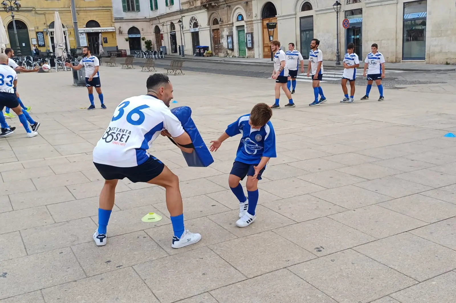 Una manifestazione di rugby al centro (foto concessa)