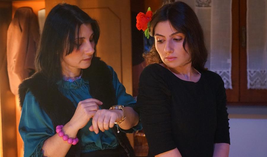 Dolianova, “Le Serve” di Jenet apre la sesta edizione di Teatri d’Estate