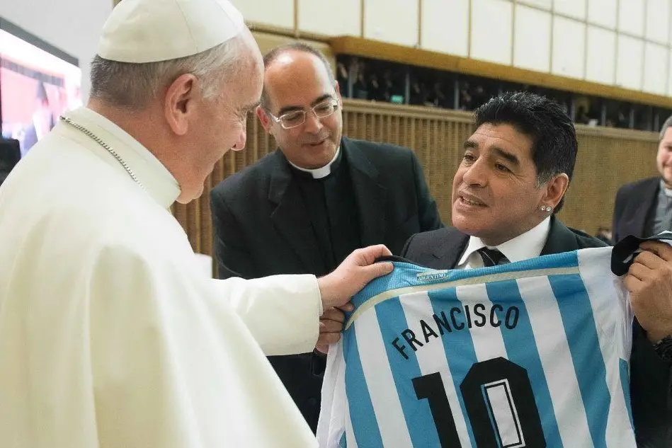 Papa Francesco e Diego Armando Maradona