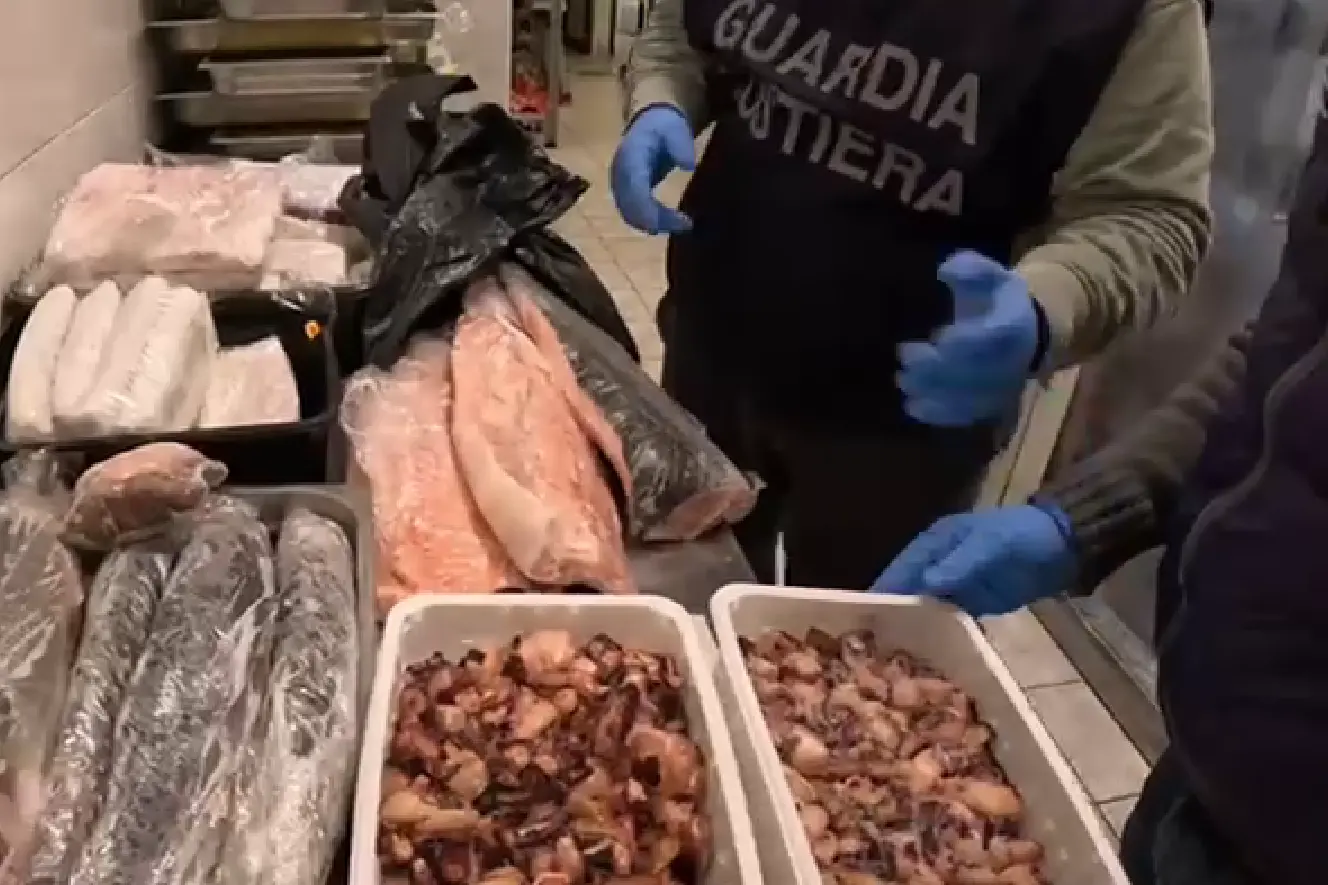 Parte del prodotto sequestrato (Foto concessa)