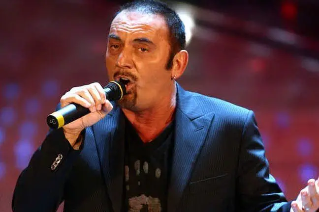 Il cantante Pino Mango