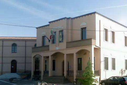 Il municipio di Marrubiu (Archivio L'Unione Sarda)