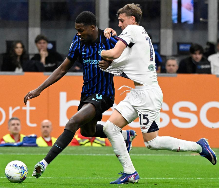 Inter-Cagliari, le pagelle rossoblù: Palestra ultimo a mollare, male Mina