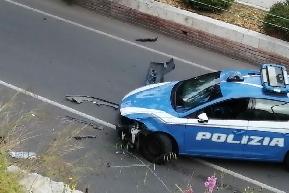 L'auto coinvolta nell'incidente (foto inviata da un lettore)