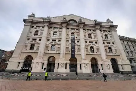 Piazza Affari (Ansa)