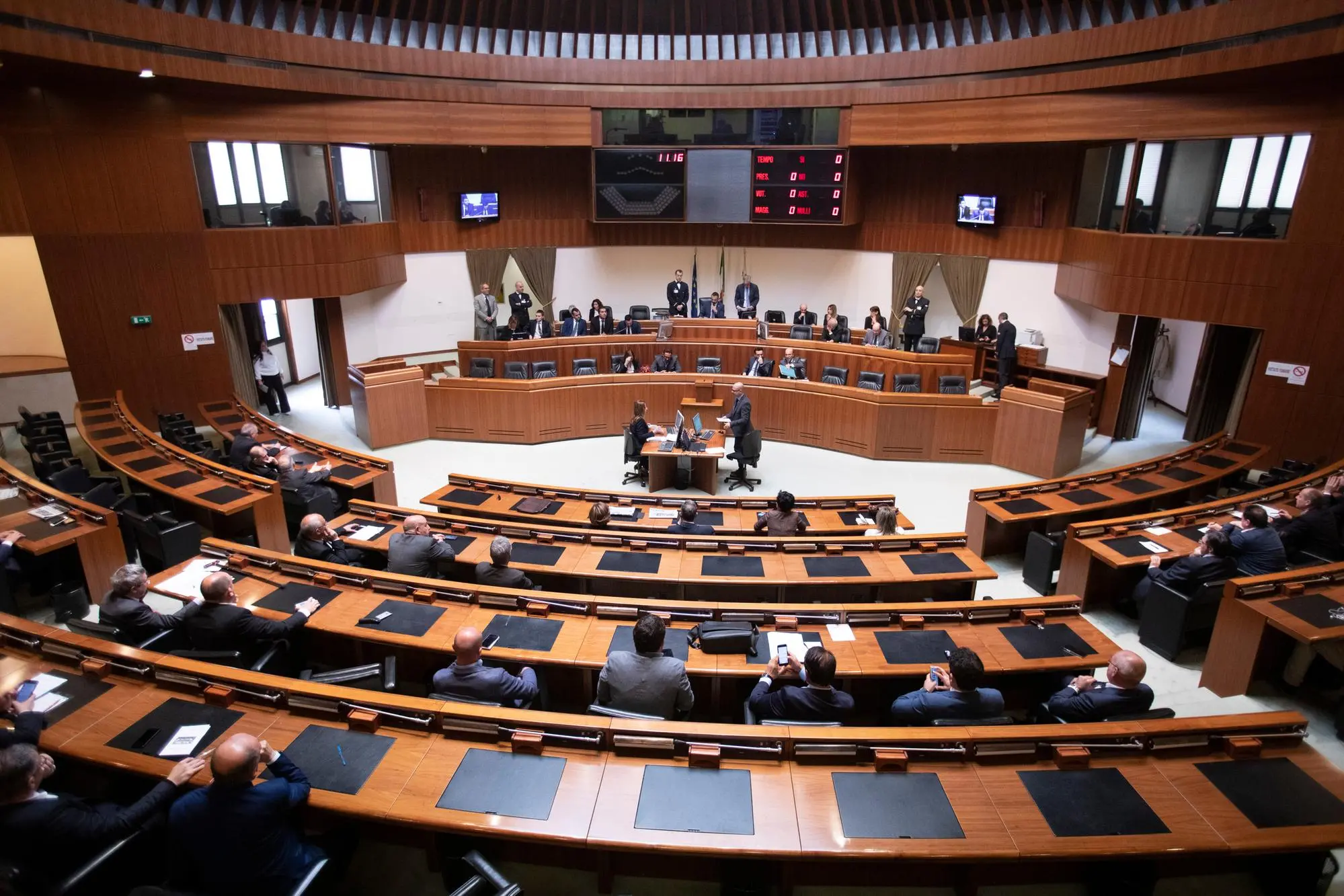 L'aula del Consiglio regionale (foto Solinas)