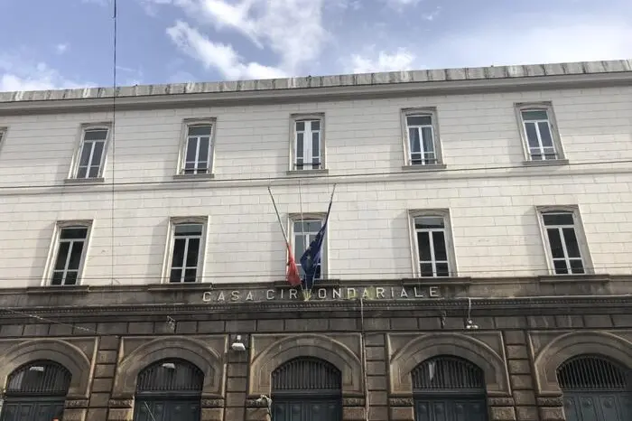 Il carcere di Poggioreale (Ansa)